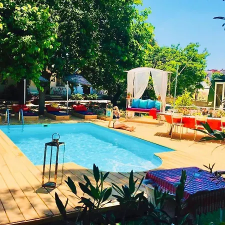 בית אירוח Mursel Garden *