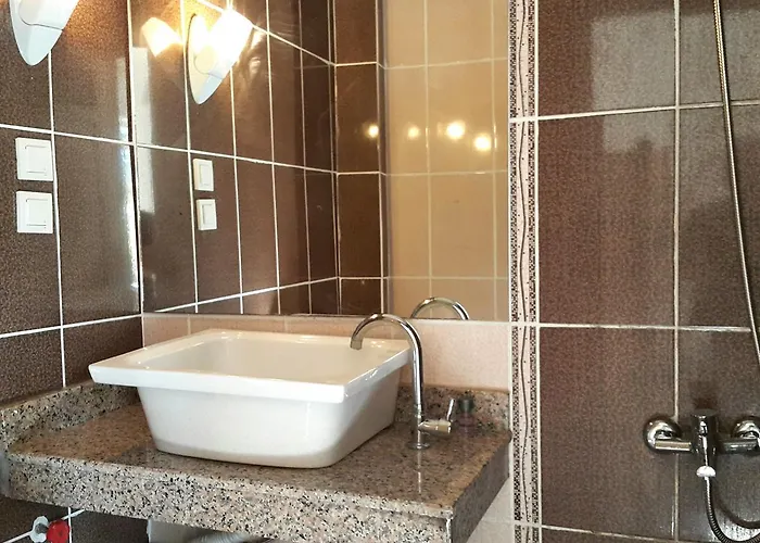 Mursel Garden Κουσάντασι