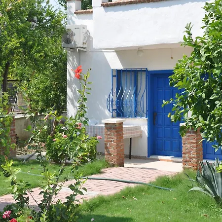 Homestay Mursel Garden