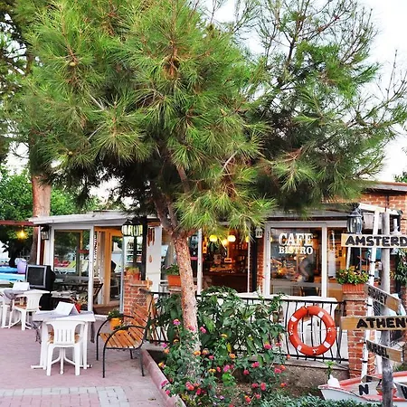 Homestay Mursel Garden Kusadasi